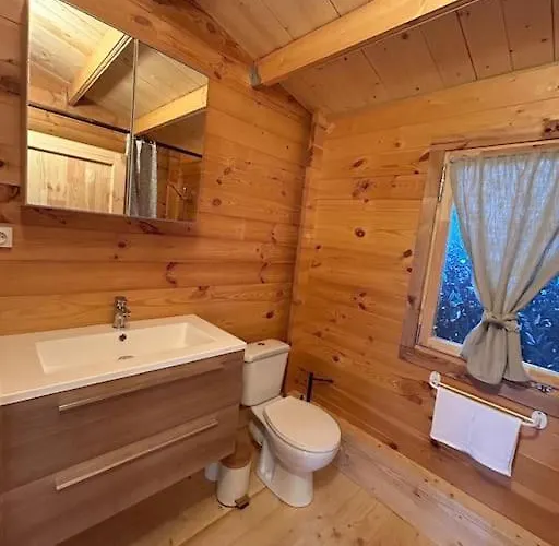 Σαλέ Bois Jacuzzi Bessan