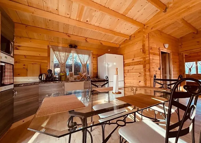 Σαλέ Bois Jacuzzi Bessan